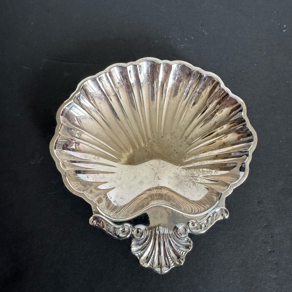 Vintage Silver Plated Scallop Shell Trinket Dish Footed Made in Japan 6 Inch